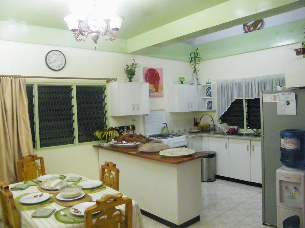 Malau Lodge Nuku'alofa Exteriör bild