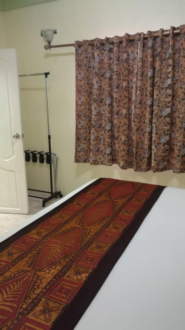 Malau Lodge Nuku'alofa Exteriör bild